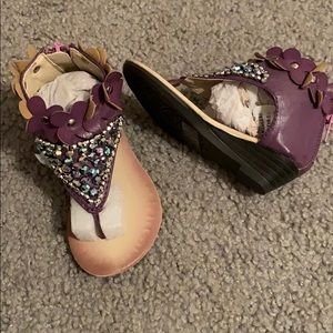 NWT Purple flower beaded sandals